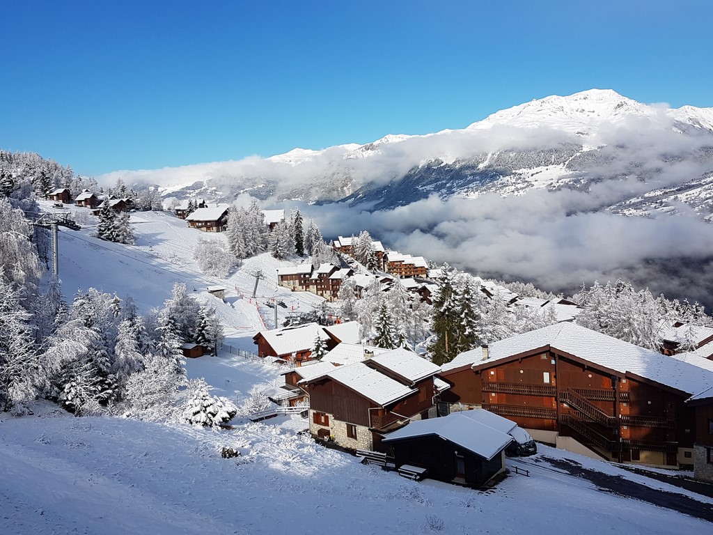 les coches vue du télébuffette